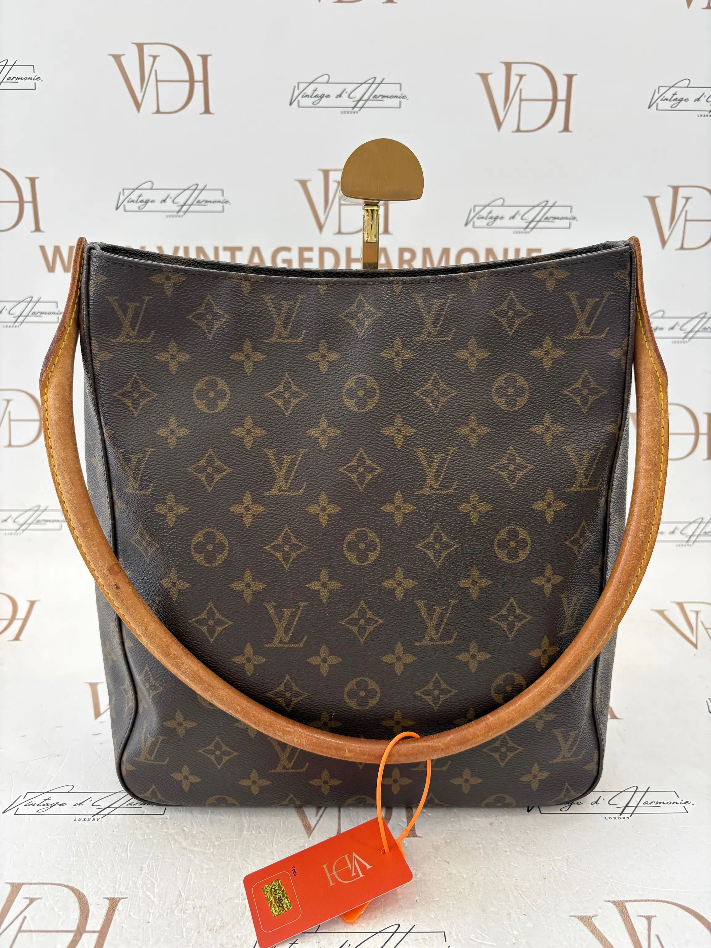 LOUIS VUITTON LOO PING