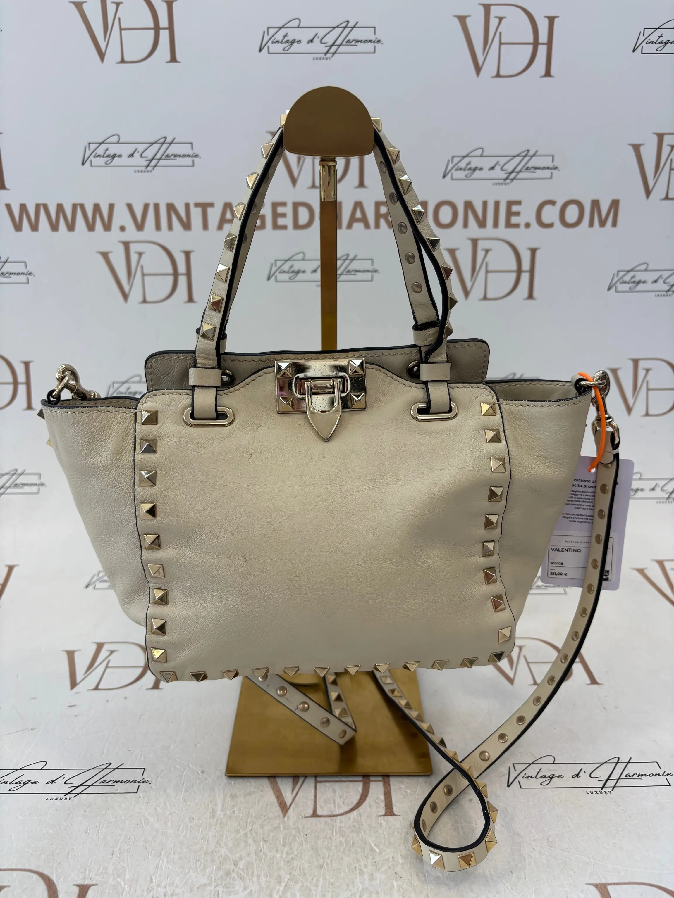 VALENTINO