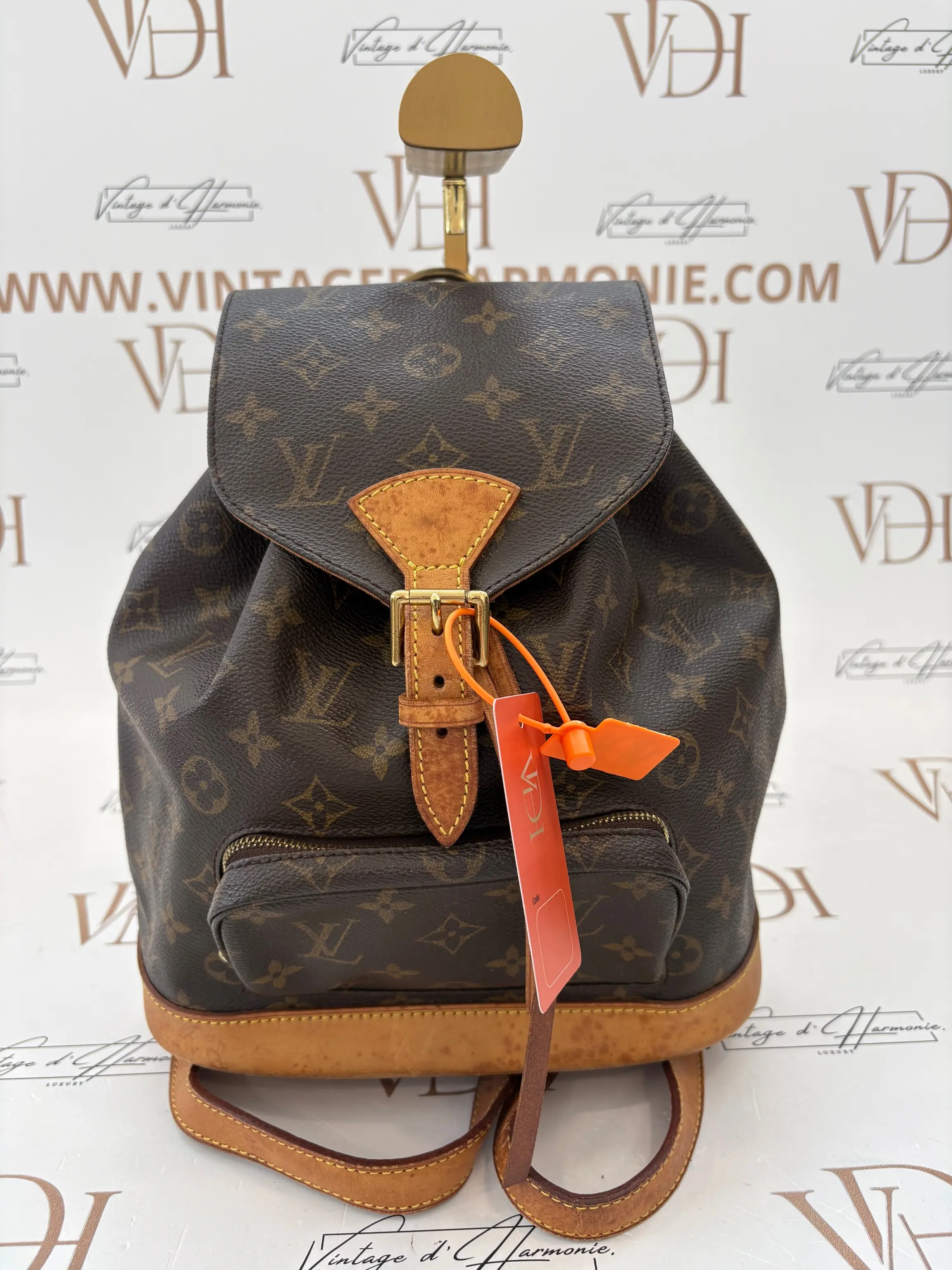 LOUIS VUITTON MONTSOURIS MM