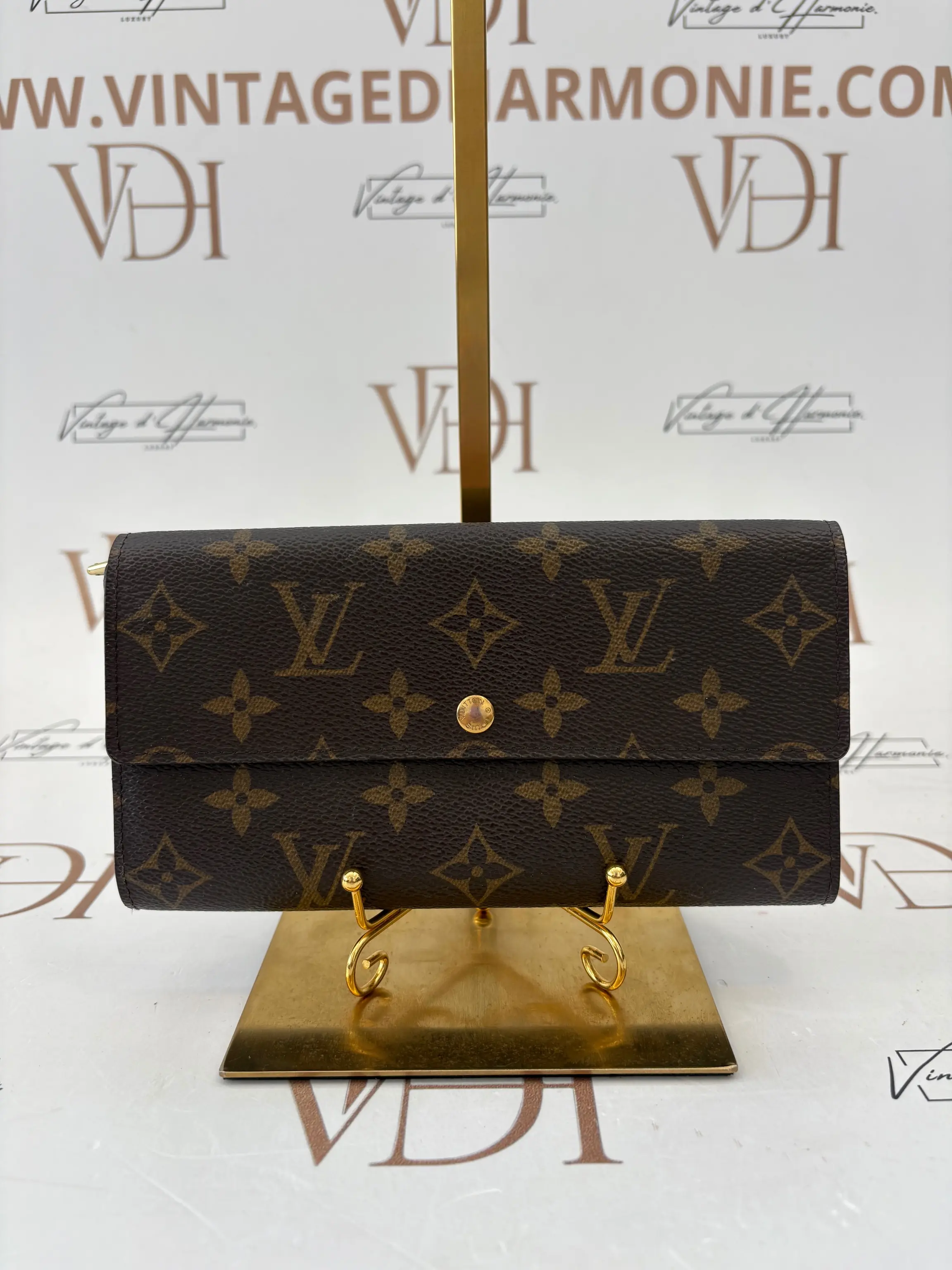 LV Wallet