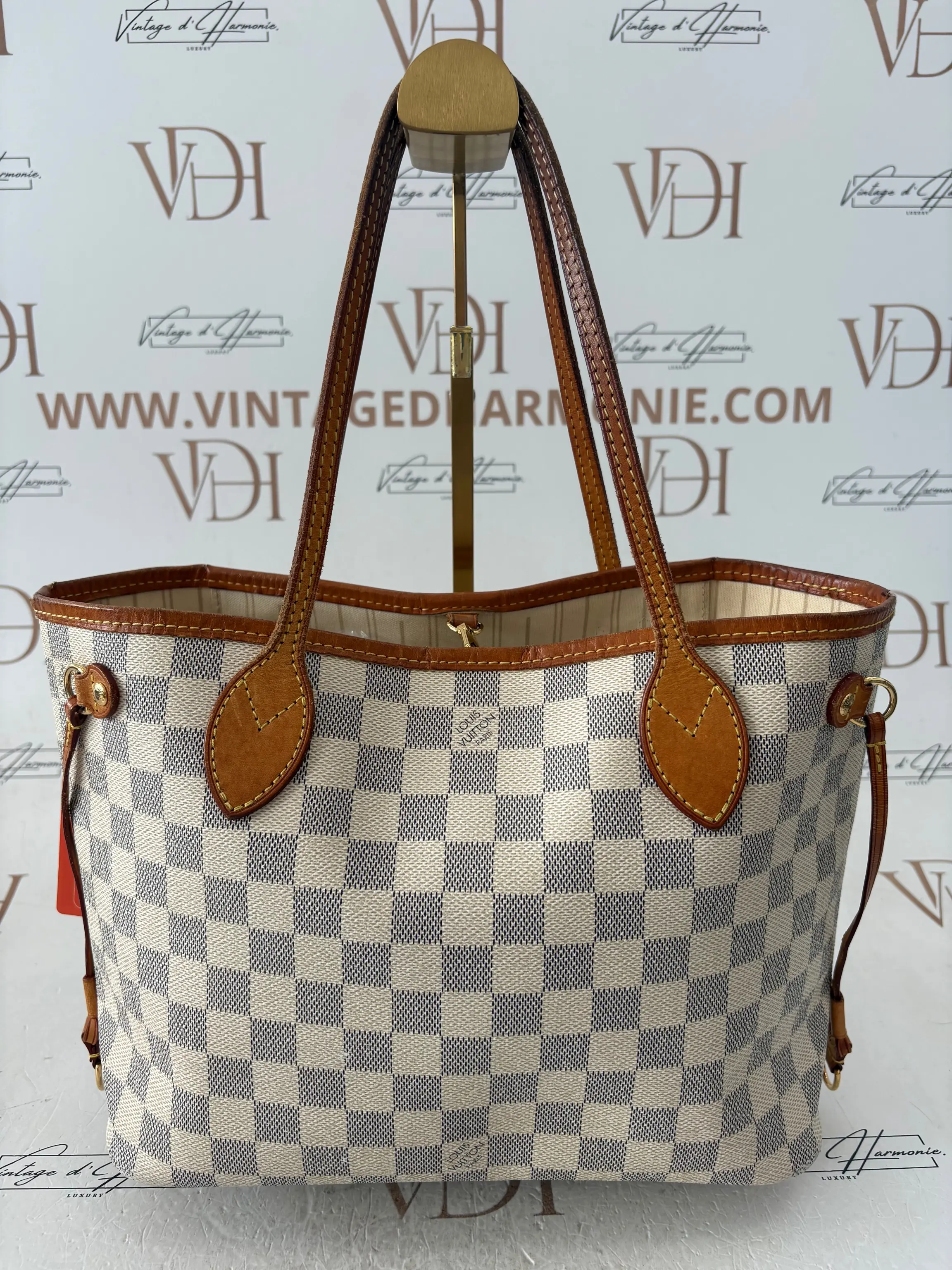 LOUIS VUITTON NEVERFULL PM