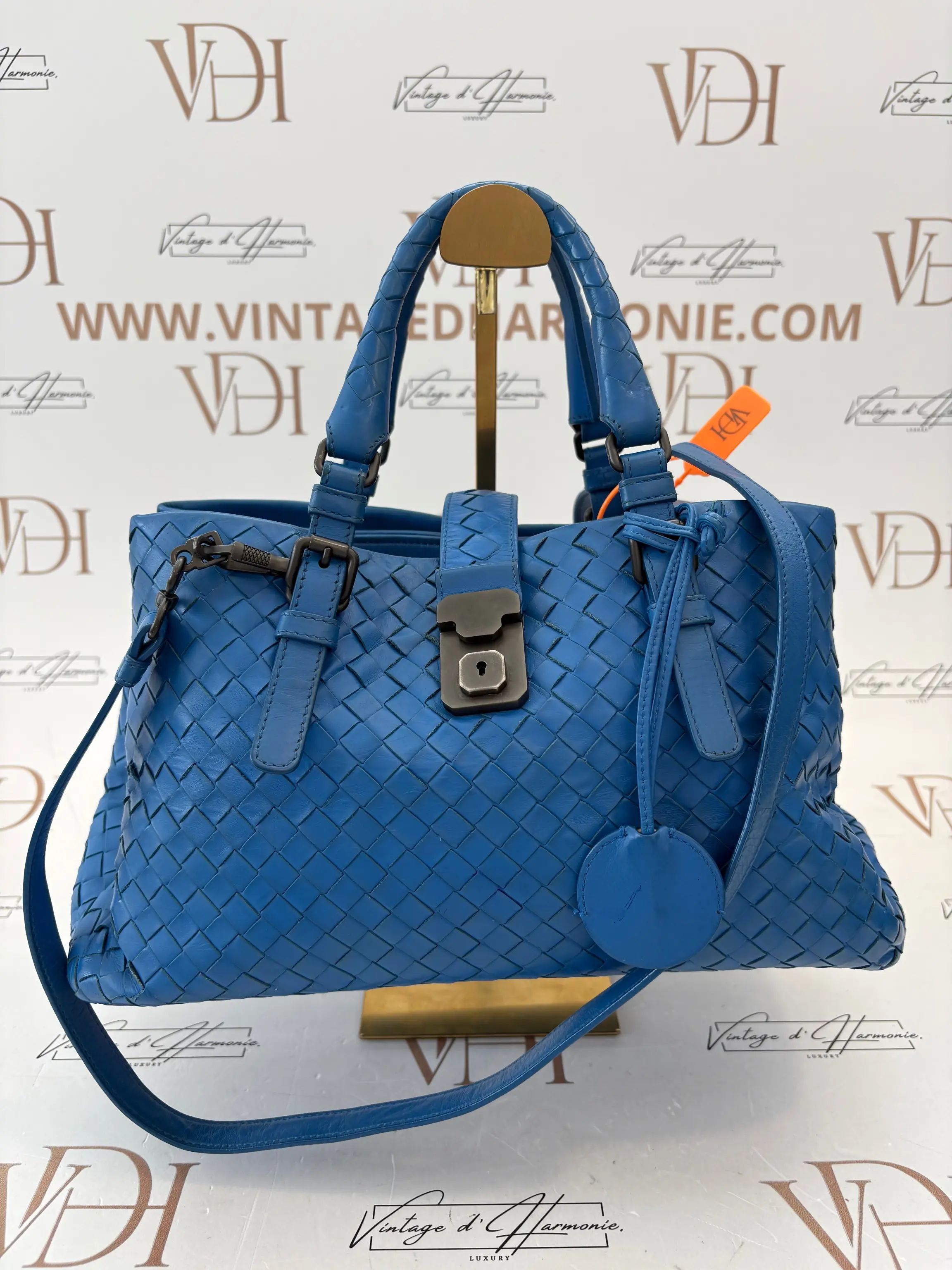 BOTTEGA VENETA BLUE