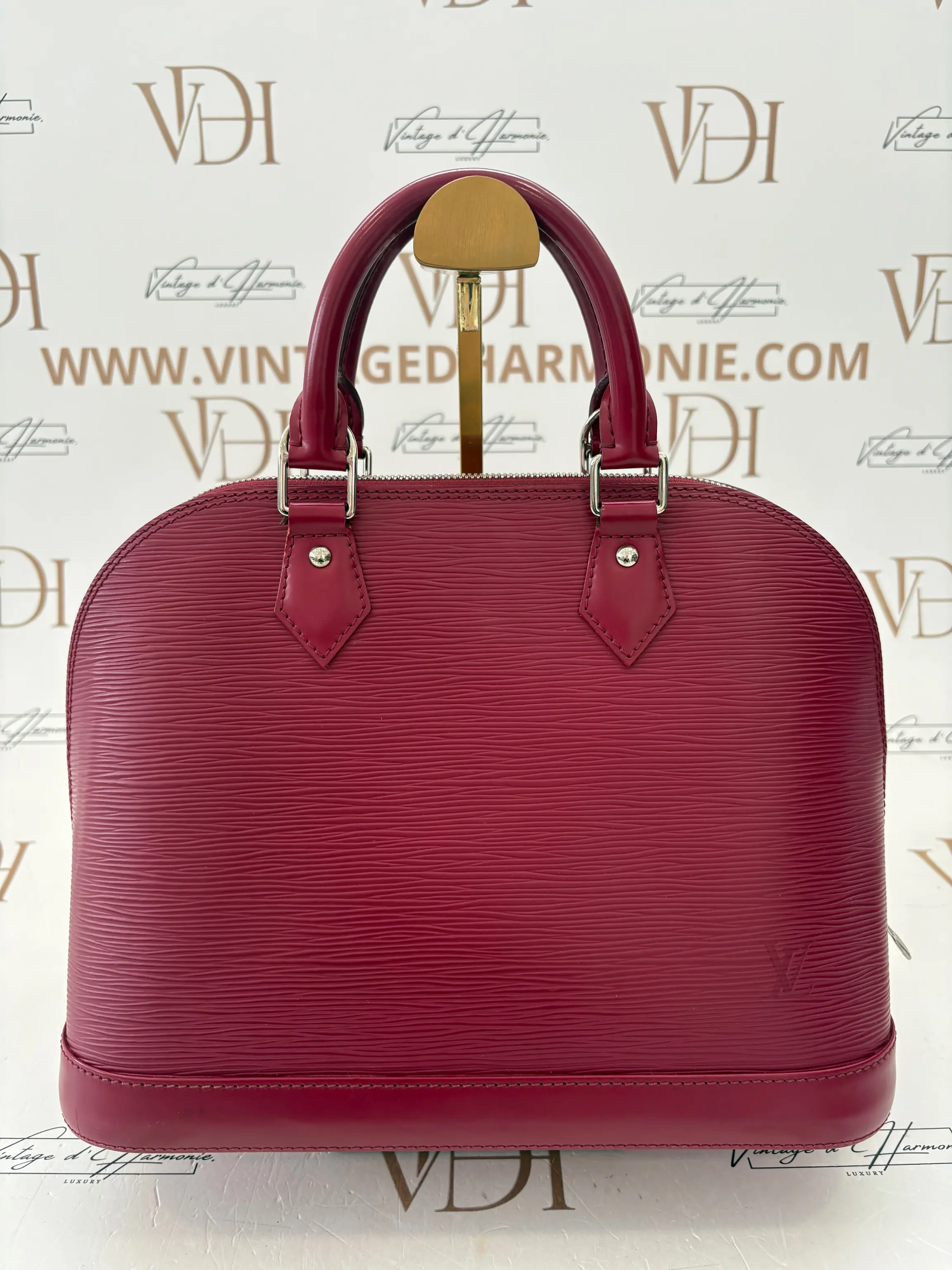 LOUIS VUITTON ALMA