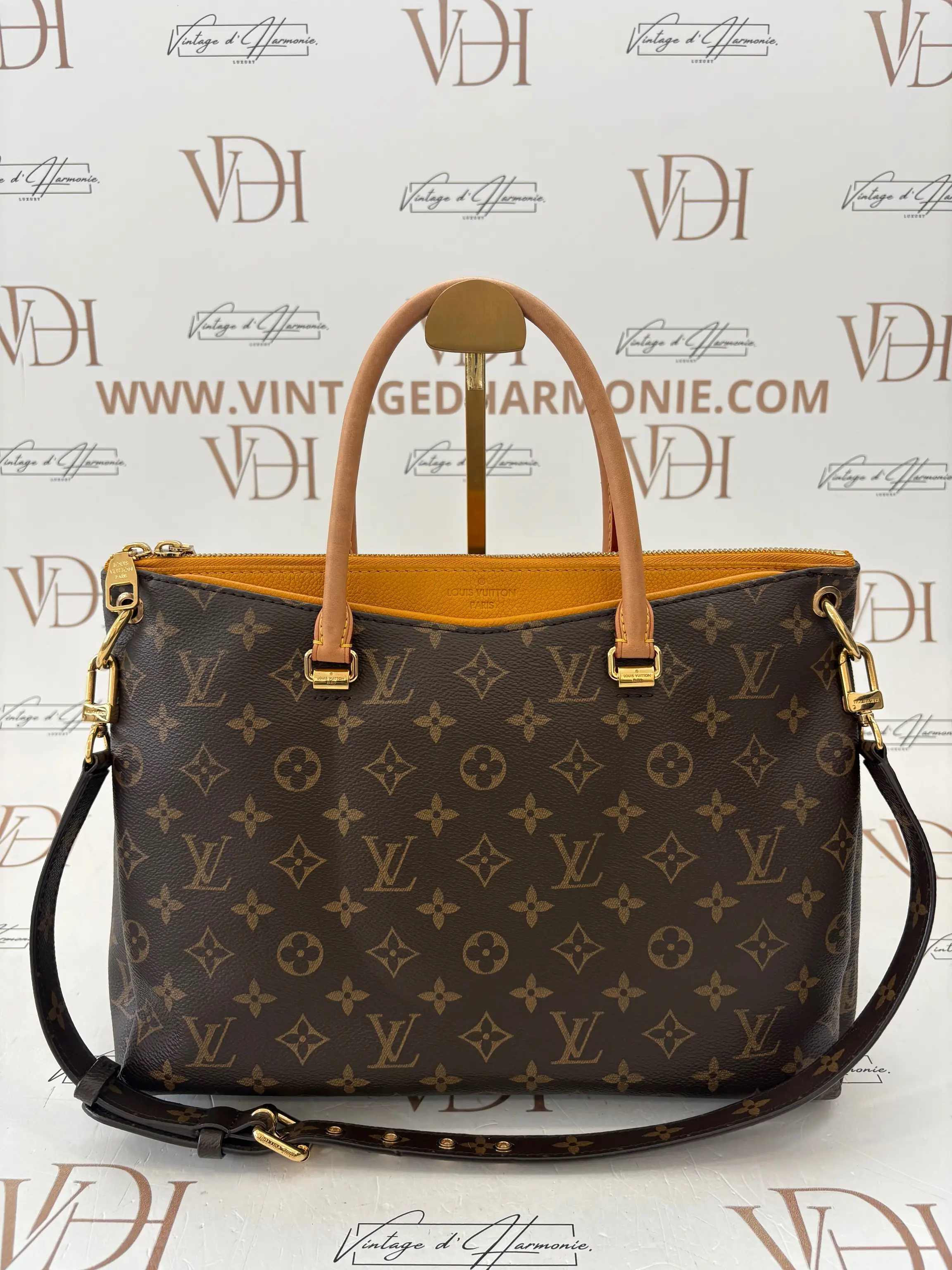 LOUIS VUITTON PALLAS