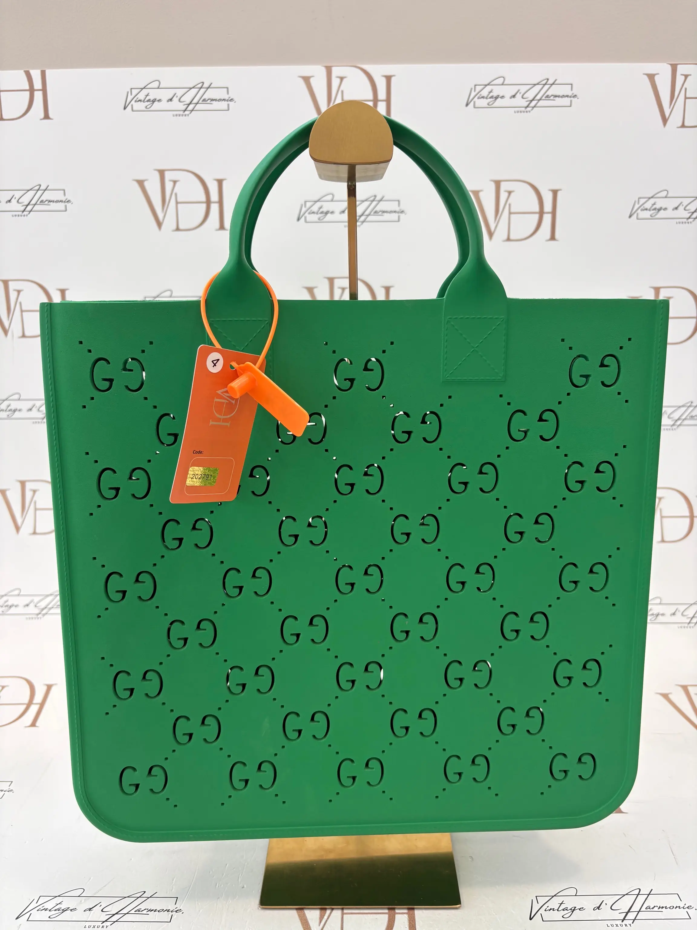 GUCCI