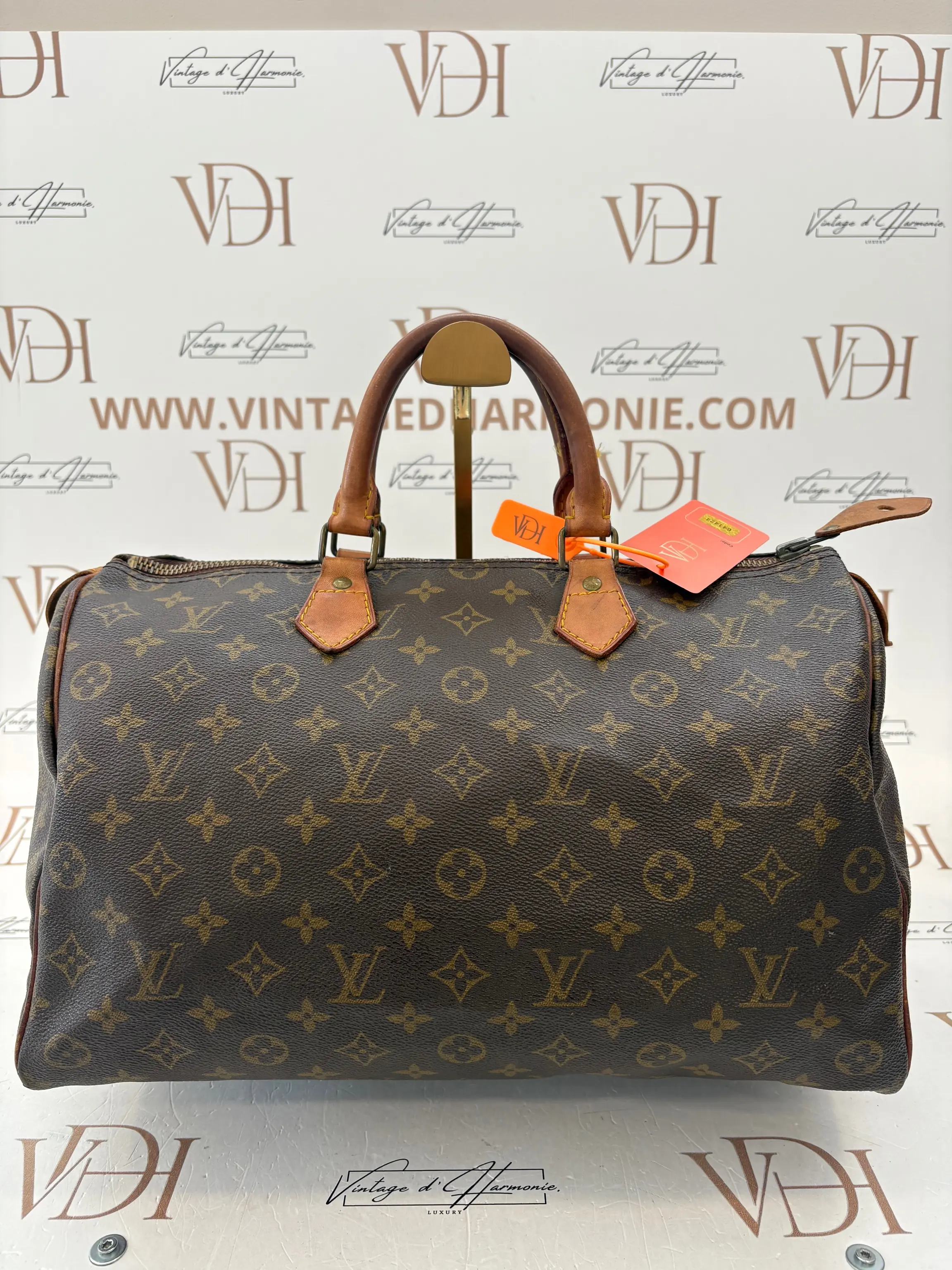 LOUIS VUITTON SPEEDY 35