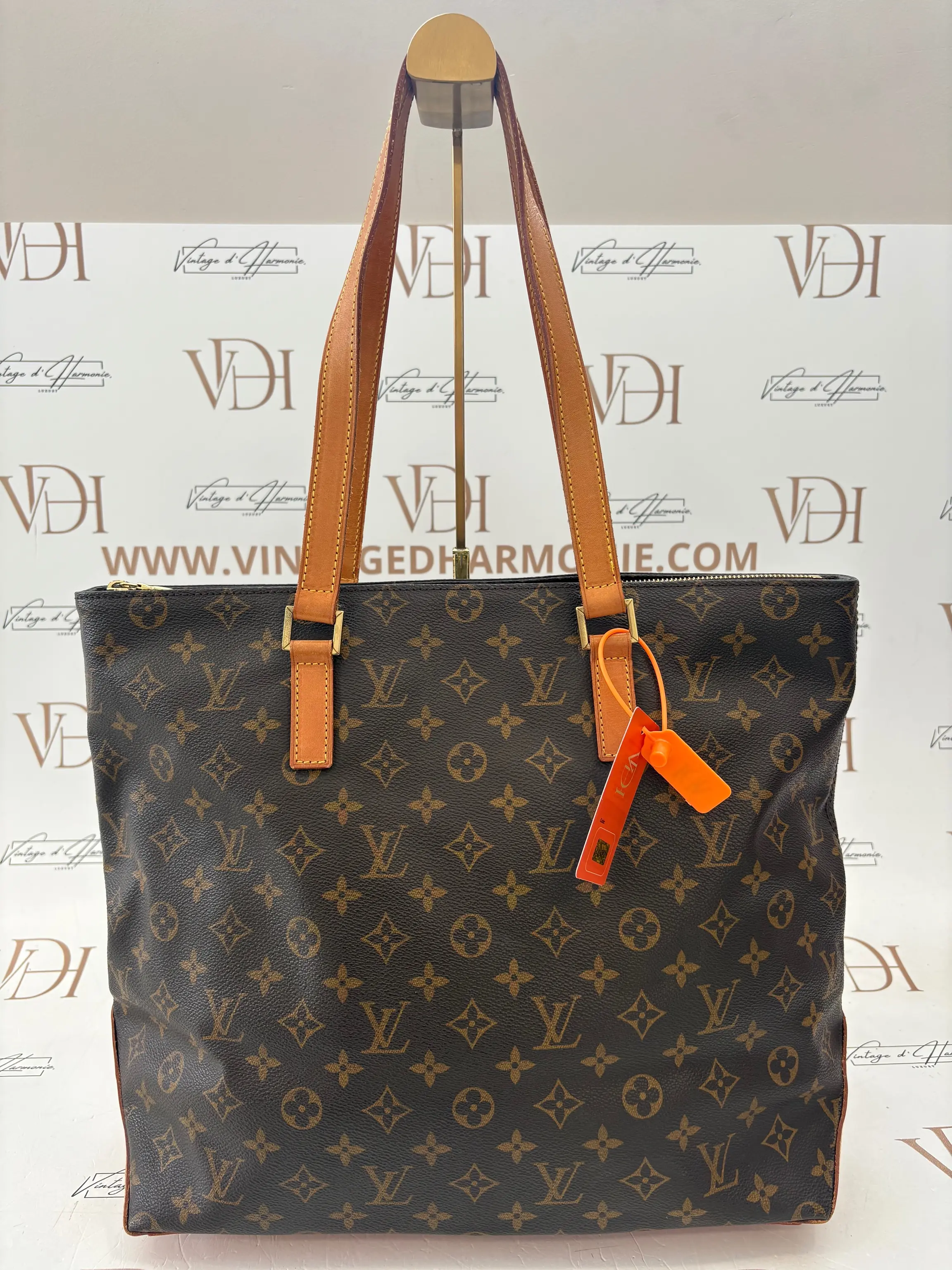 LOUIS VUITTON CABAS MEZZO