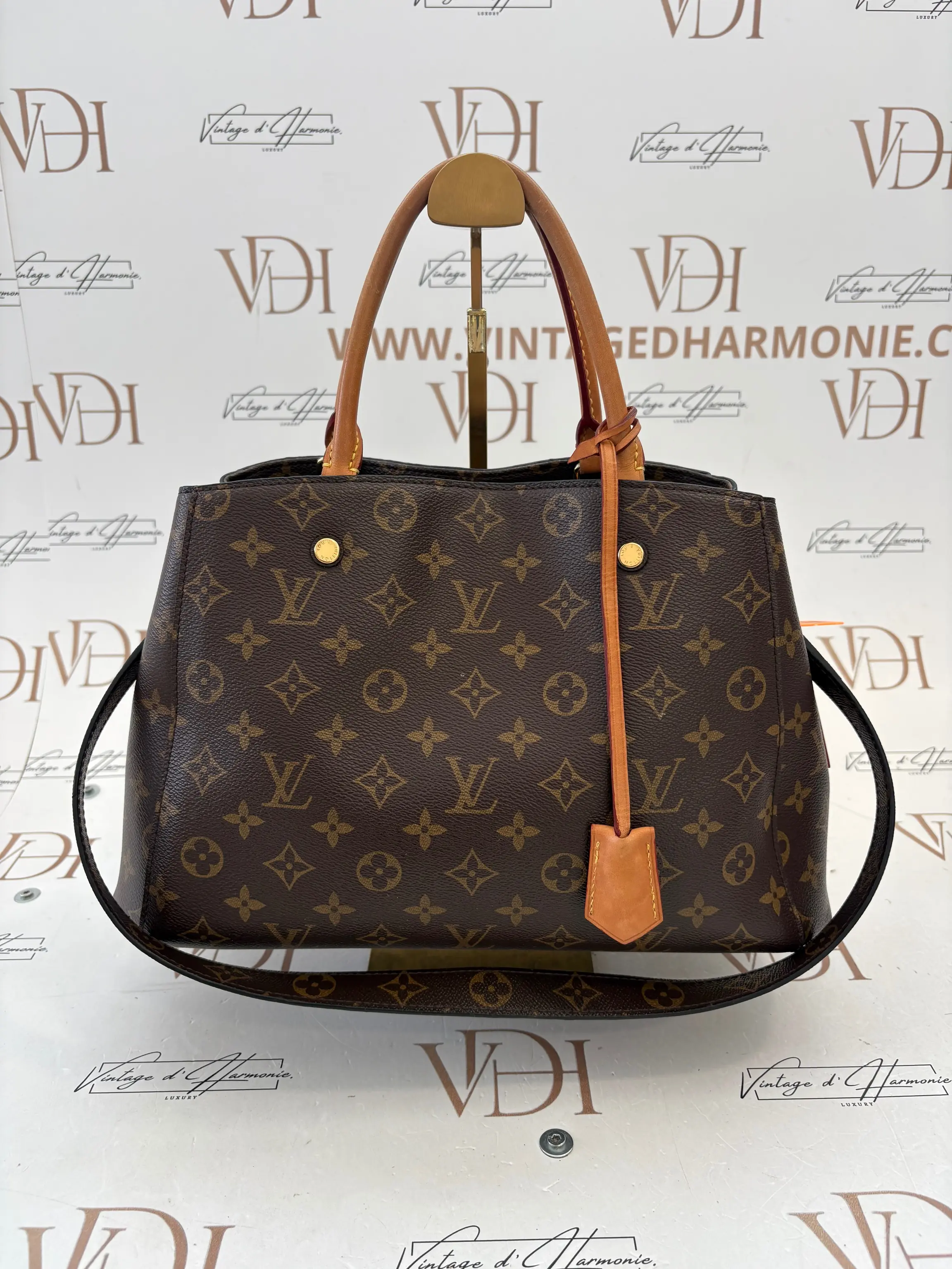 Louis Vuitton Montaigne MM