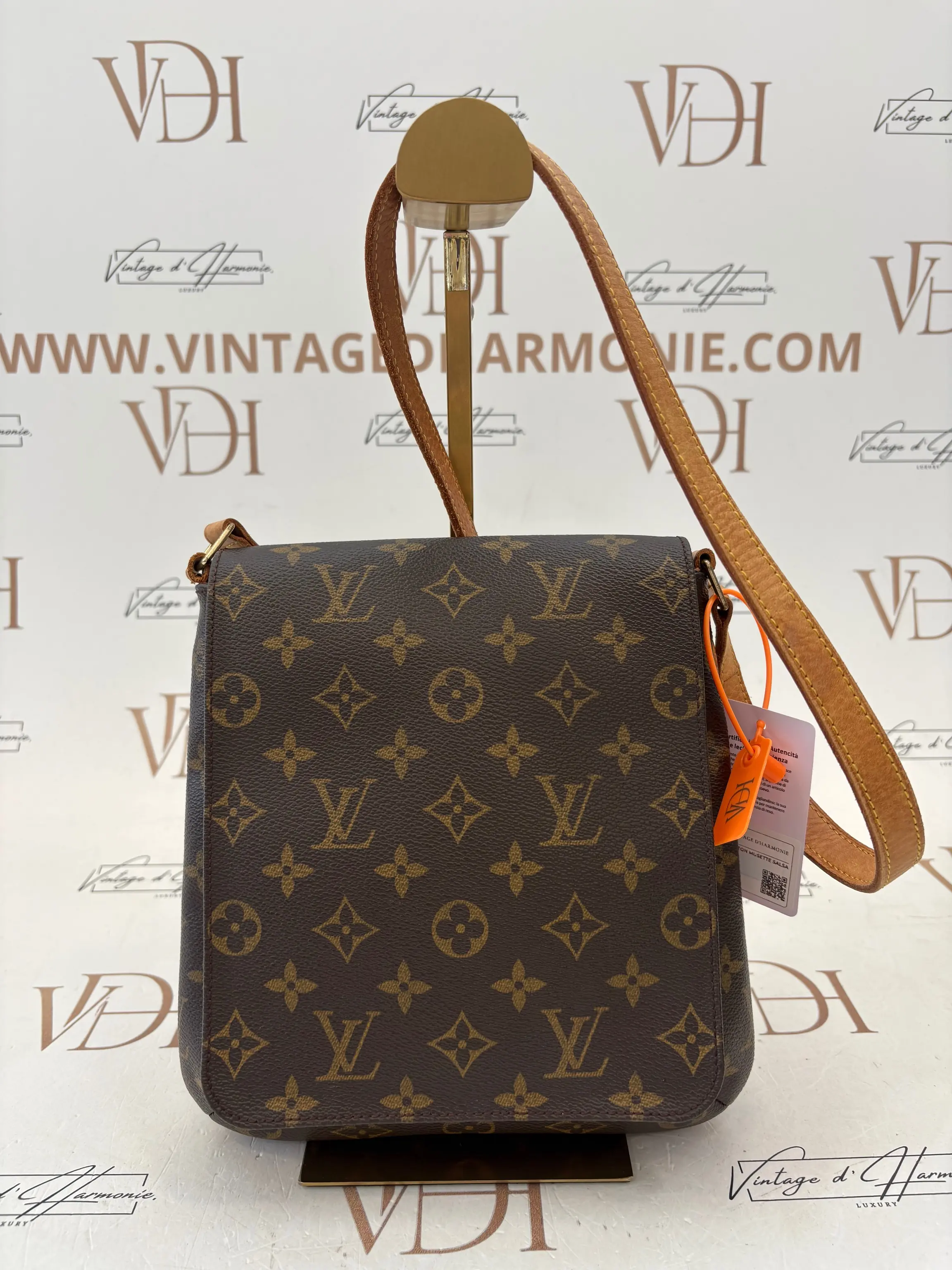 LOUIS VUITTON MUSETTE SALSA