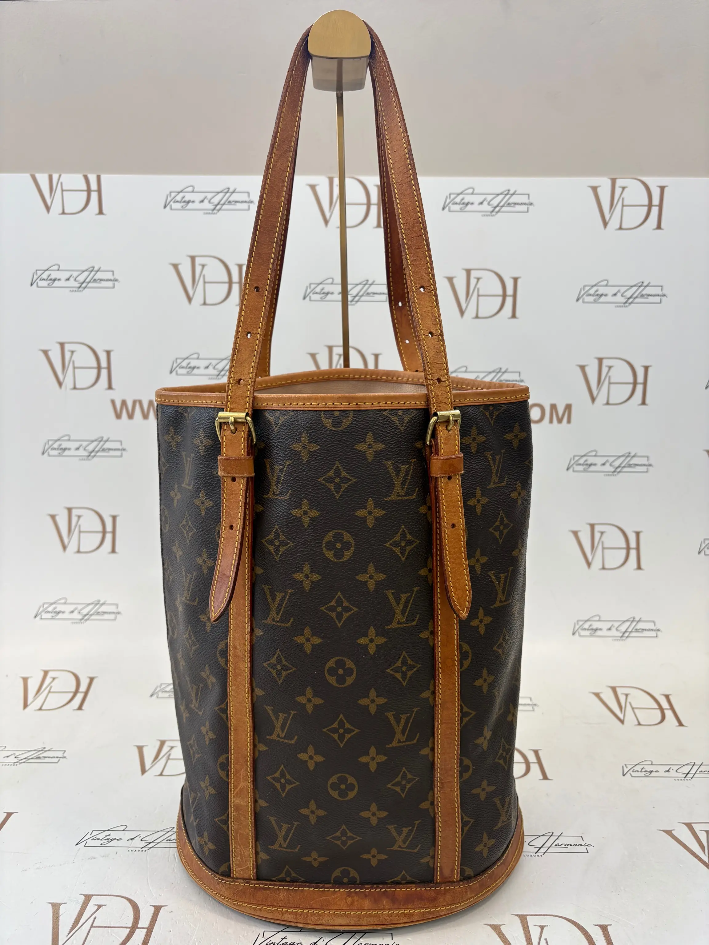 LOUIS VUITTON BUCKET GM